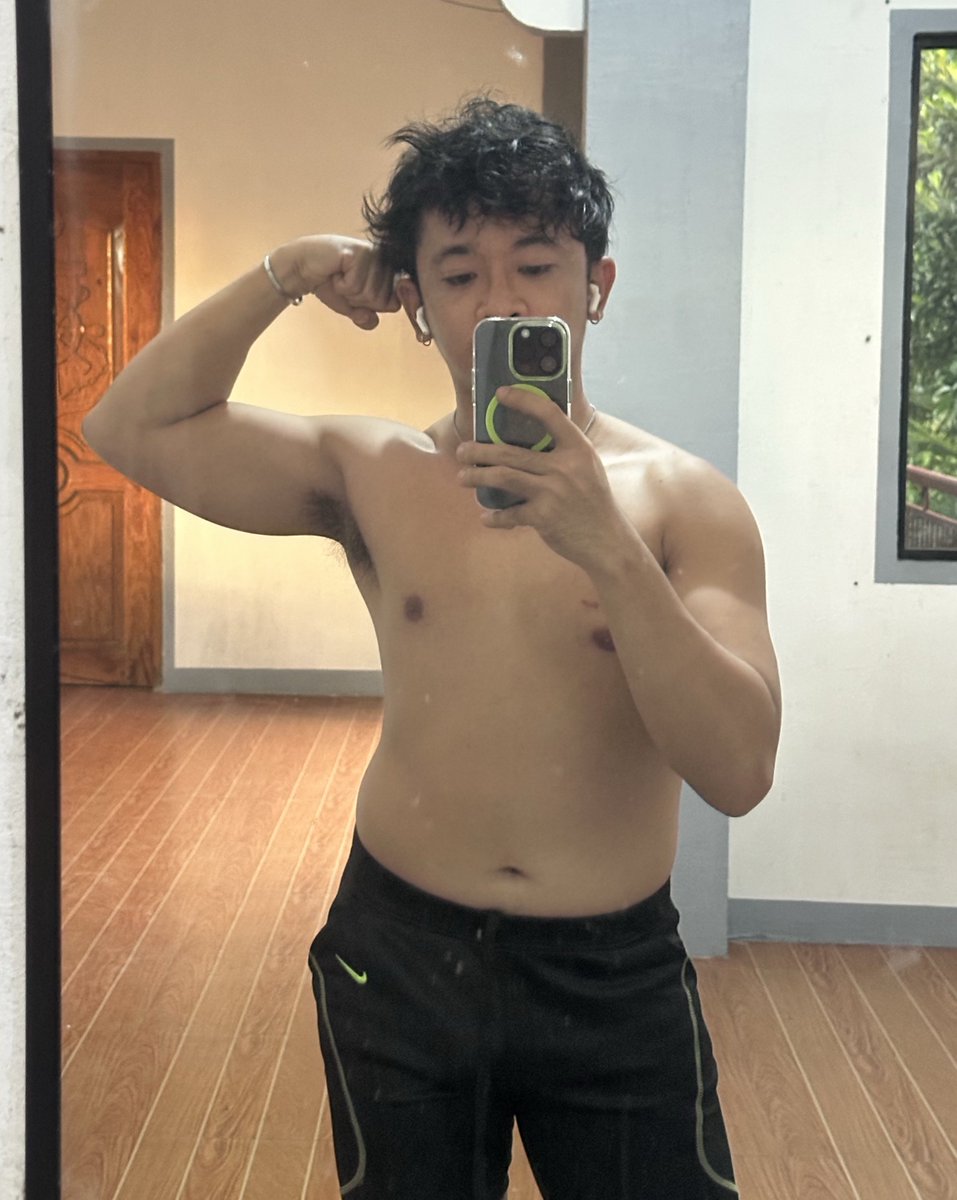 Gren 🪲 tweet media