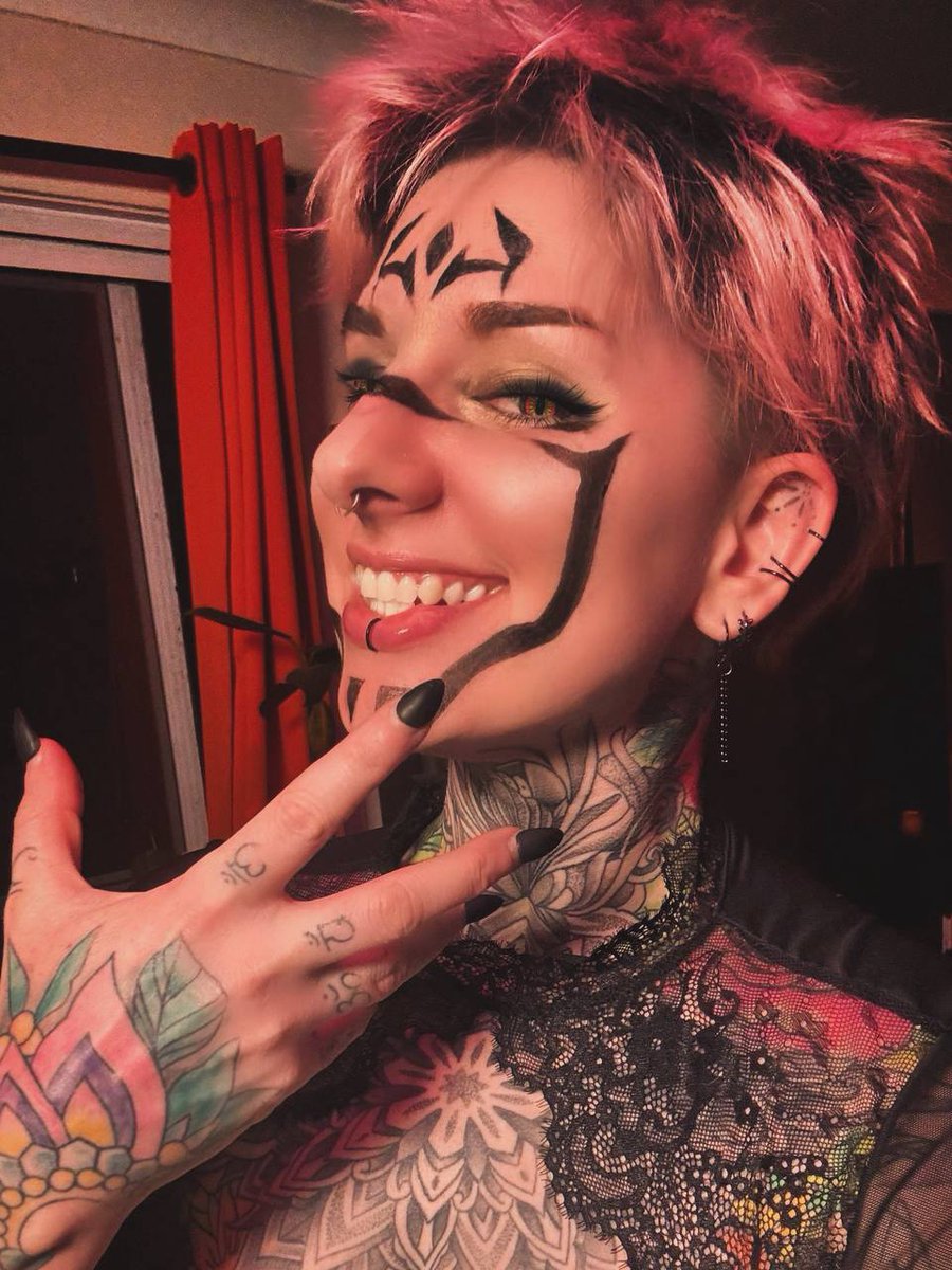 Twoootles tweet media