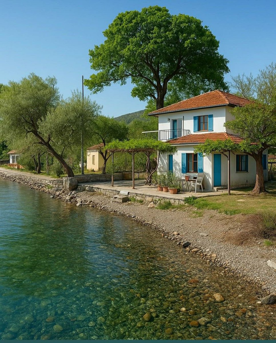 beyza (@yokolmusgibiyim) on Twitter photo 