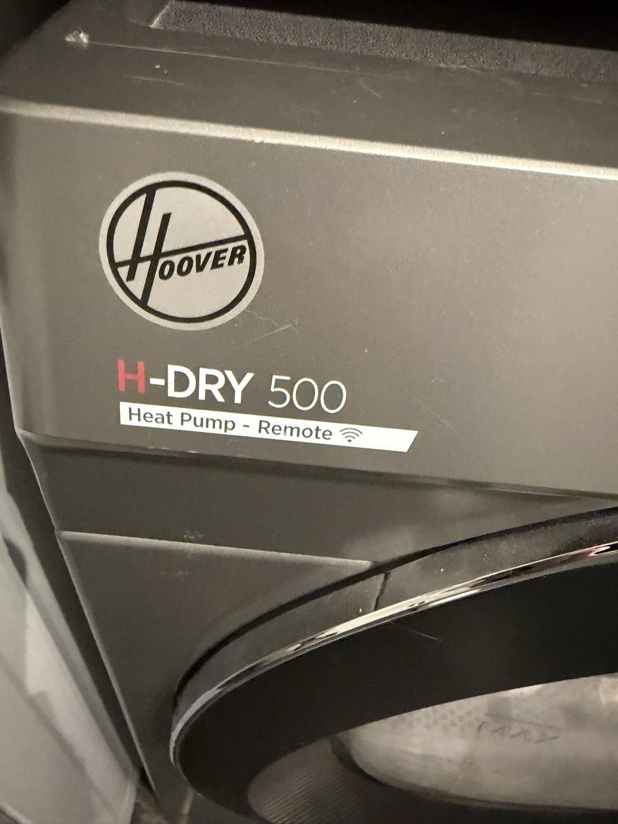 P Λ U L     F Λ R R E R tweet media