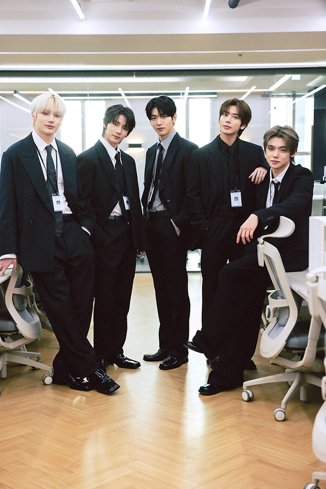 小学館 Oggi tweet media