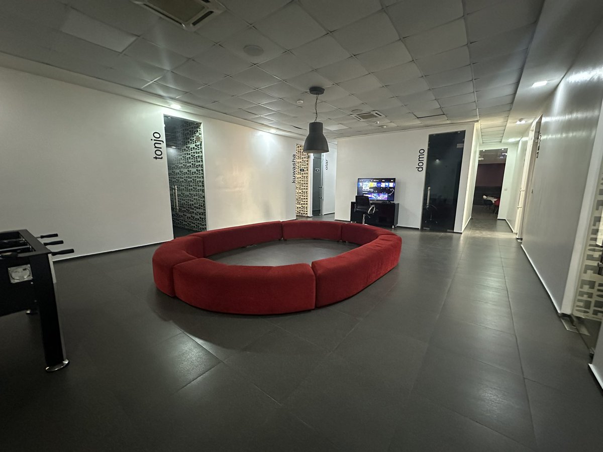 Café One tweet media