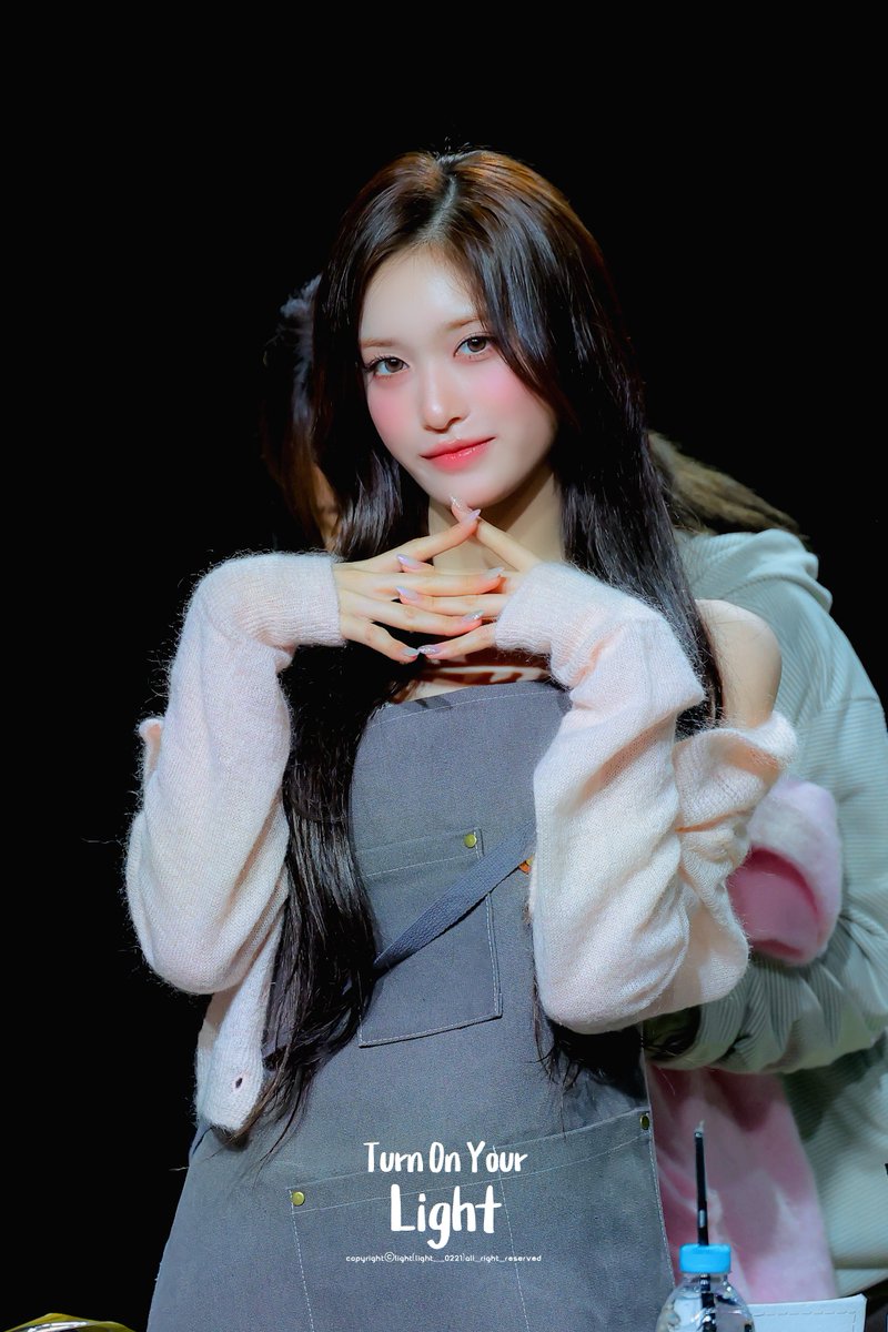 Light__0221's tweet photo. 260302
#아이브 #IVE #이서 #이현서 #LeeSeo #イソ https://t.co/0wP5kkKurl