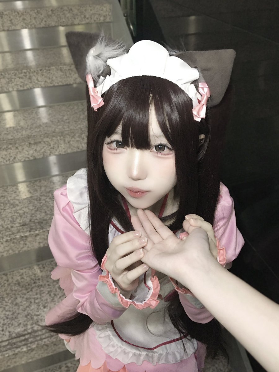 ｬ .. tweet media