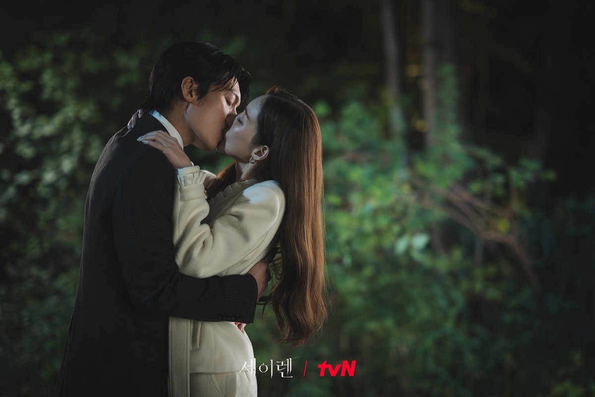 좋은 건 다시 여러 번 보자🫣
설아💗우석 키스신 공유합니다

[월화] 저녁 8:50ㅣtvN
#즐거움엔20tvN #세이렌 #SirensKiss #tvnsiren