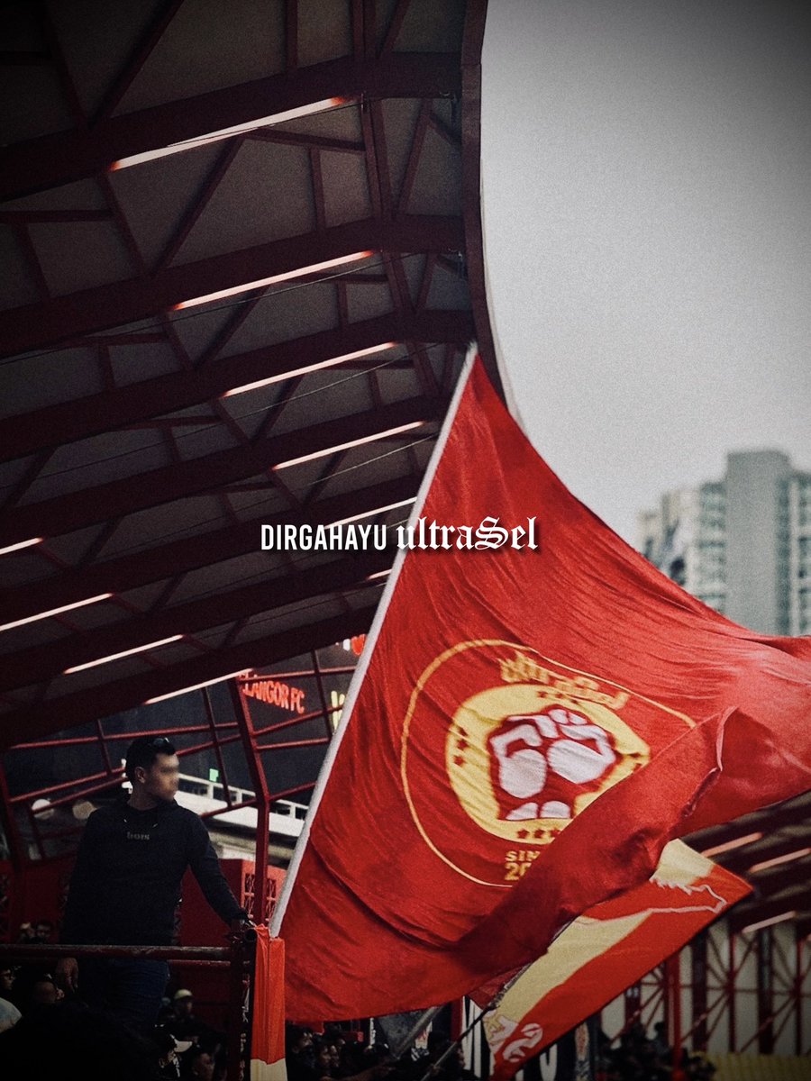 16 tahun melawan arus dalam membudayakan sokongan bolasepak tempatan. Kekal teguh, setia, dan tidak menyerah.

Panjang umur perjuangan, avanti ultra!

#uS16th
#MentalitiJuara