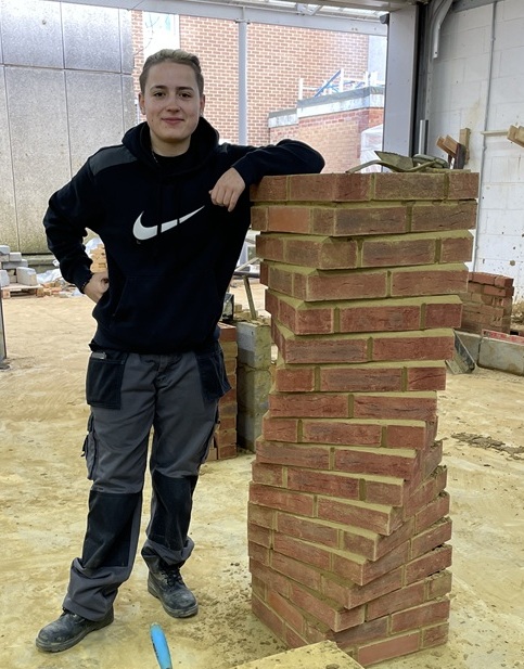 CarshaltonAC's tweet image. 👏 Spotlight on Gabby, a Bricklaying student who progressed from Level 1 to Level 2 and continues to excel. She even built a spiral feature wall in her own time. Read more: ow.ly/SucR50YuJb9
#CarshaltonCollege #WomenInConstruction #Bricklaying