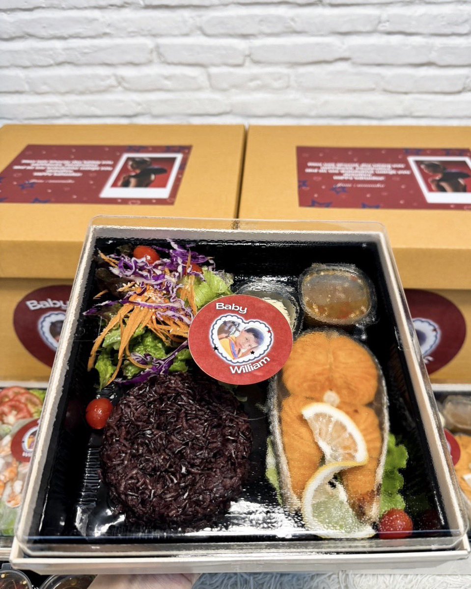 kringklong's tweet image. Thank you so much to William lovely fans for this food support order 🌹❤️

We appreciate your support and are happy to take care of this. 🍒
#williamjpk

☎️ Tel. 095-1244644
📱 Line. @Kringklong64
#foodsupport #kringklongfoodbox