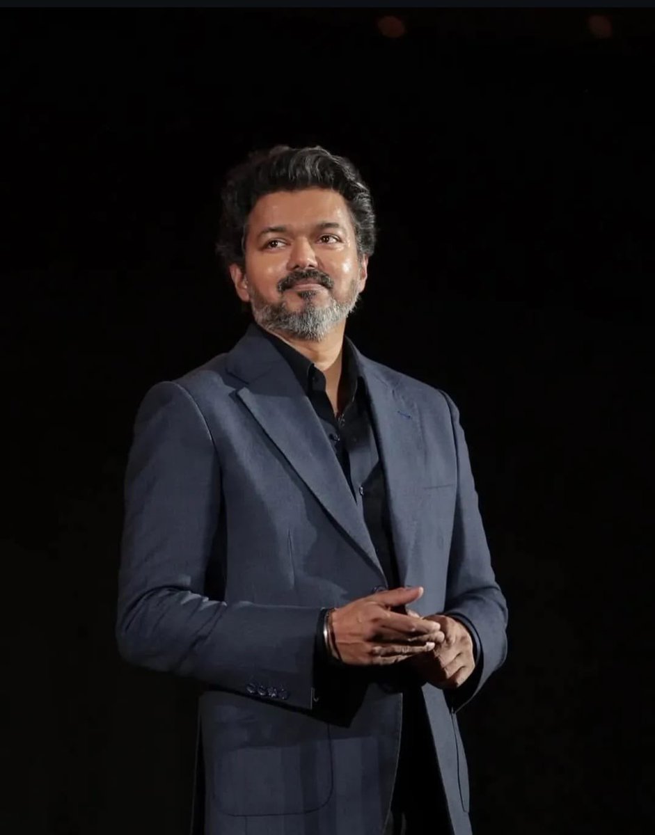 sidthedoctor's tweet photo. Hate from actors, politicians, media, and constant online attacks… yet he doesn’t bend.
#Vijay isn’t here to please everyone he stands his ground.
Targeted every day, but still no fear, no retreat.
Stepping into politics knowing the pressure and still choosing to stand for the people? That takes real courage.

Not everyone can handle that.
Pure grit. Massive respect. 🔥
