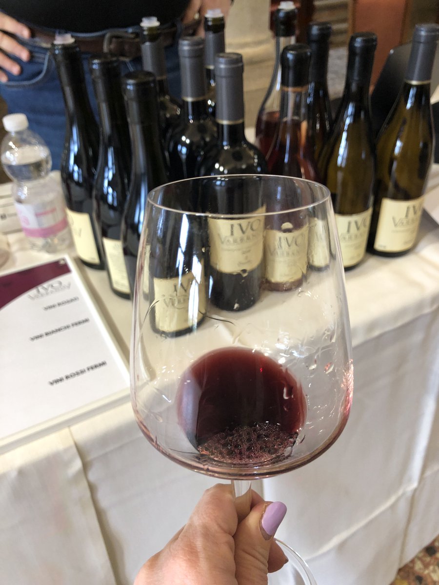 mccontentlab's tweet photo. Domenica 15 marzo siamo stati a Bassano del Grappa, nella splendida Villa Cà Rezzonico, per il BdG Wine Festival 2026. Una bella giornata tra vini, incontri e nuove ispirazioni. Grazie agli organizzatori per l’accoglienza. #MCContentLab #BdGWineFestival #BassanoDelGrappa https://t.co/5SNAJh9G1G