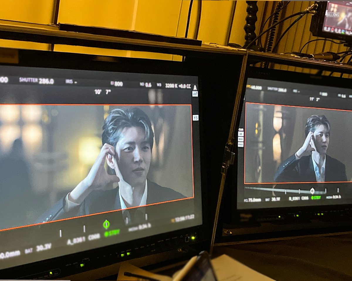 빌리언스 tweet media