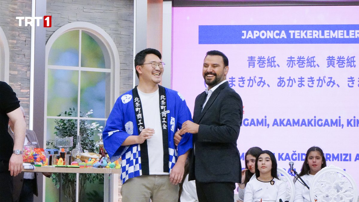 Hayata Gülümse tweet media