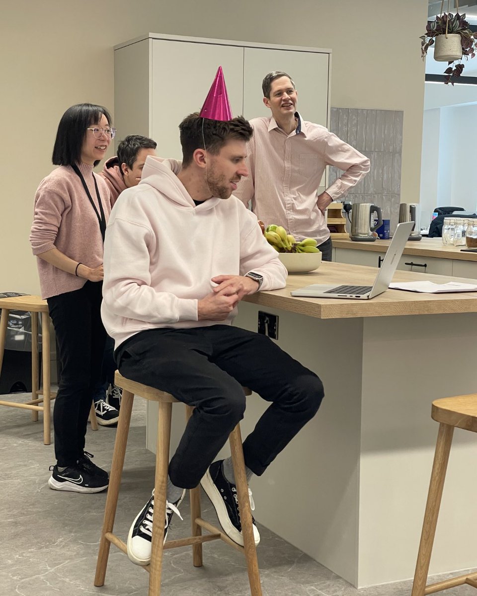 Redbrain tweet media