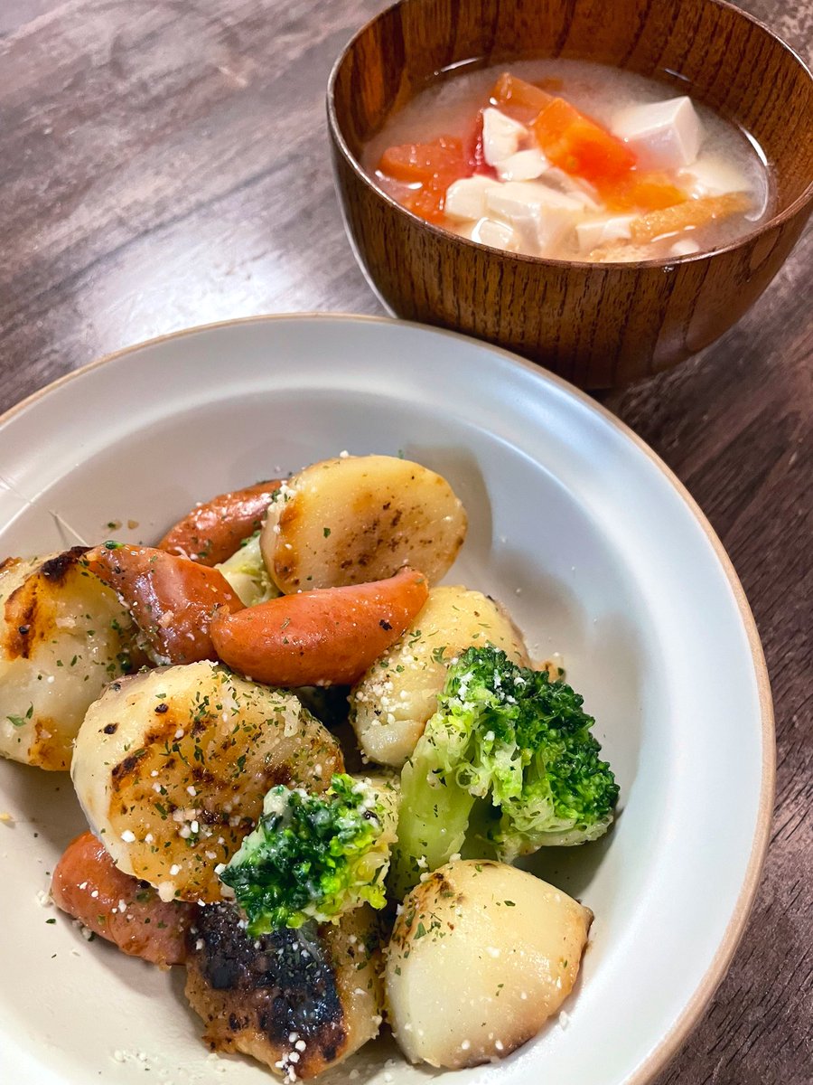 いなば tweet media