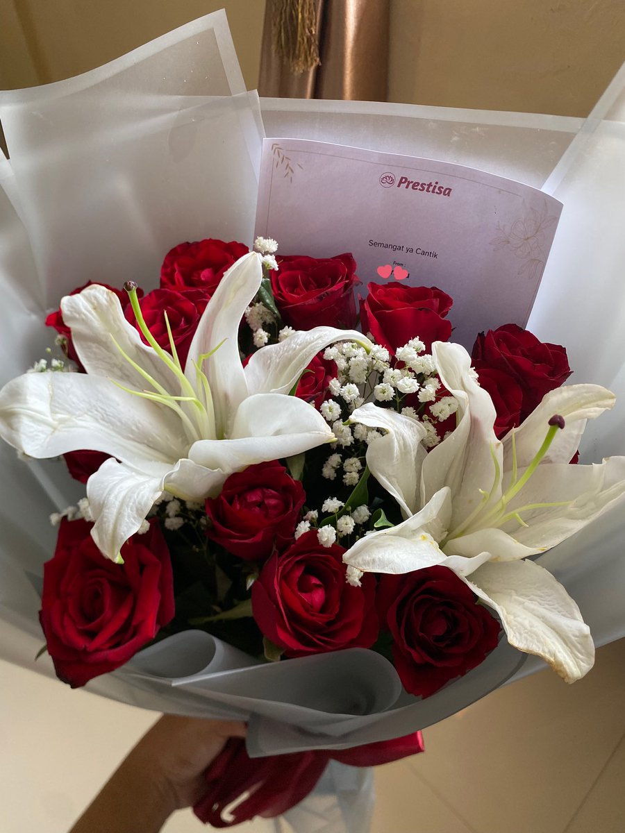 Having fun tweet media