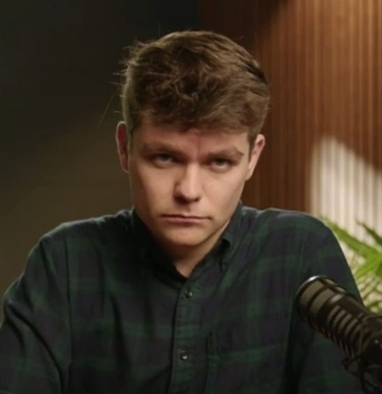 MythoFuentes tweet media