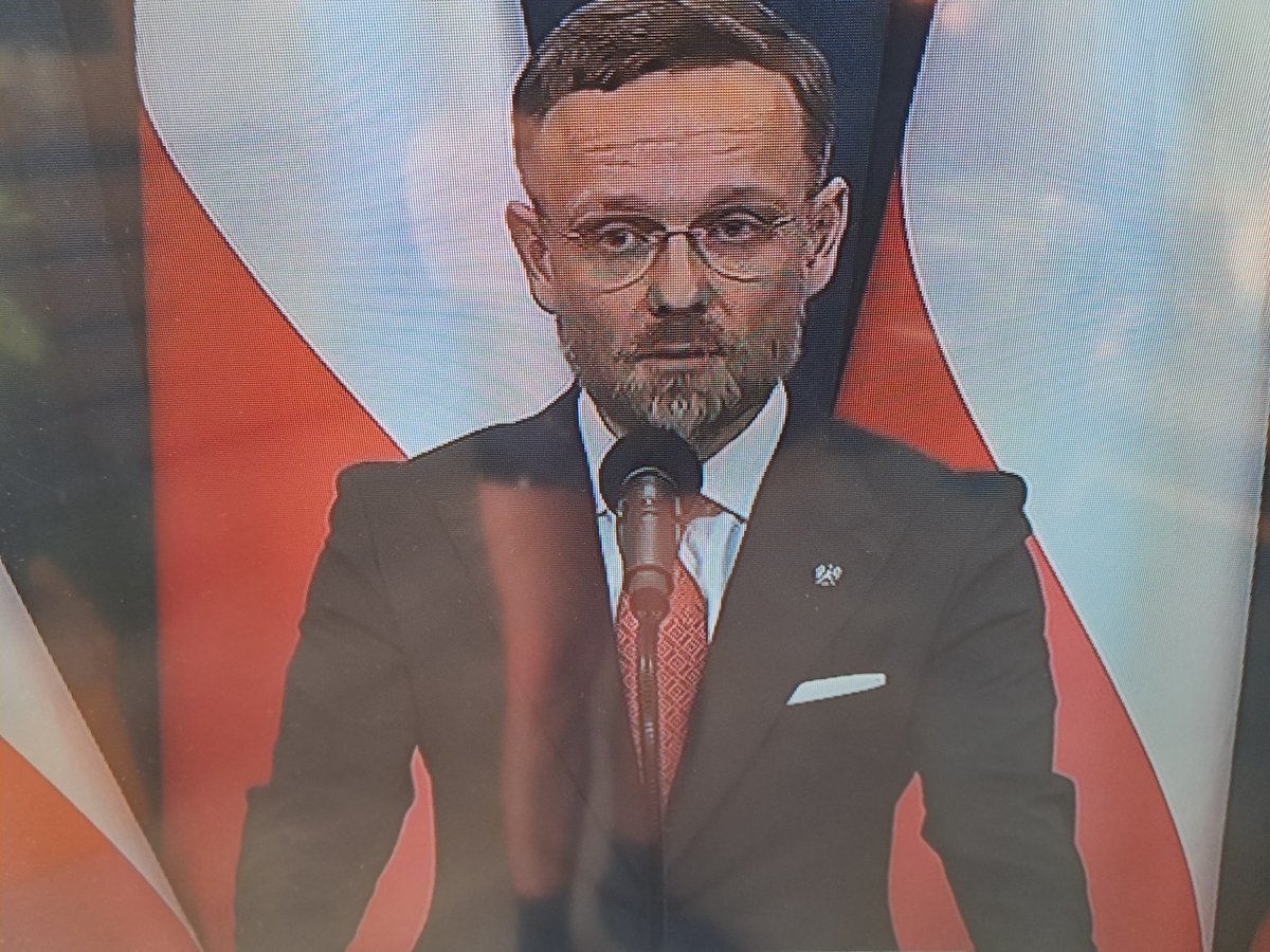 Jerzy Hebda tweet media