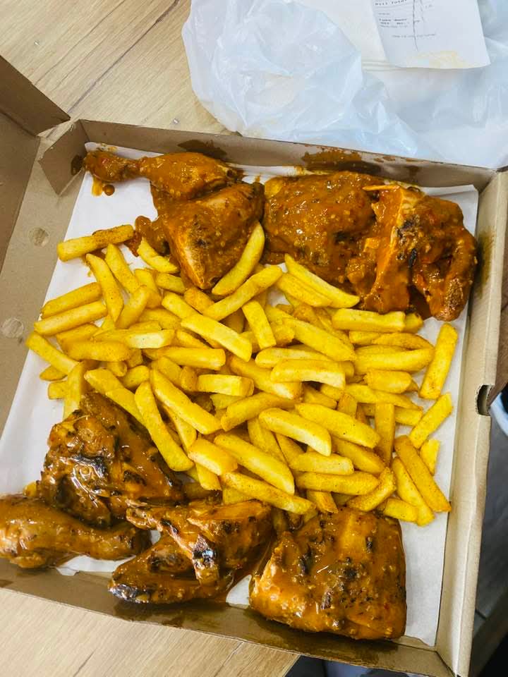 TheLocalSliceBW tweet media