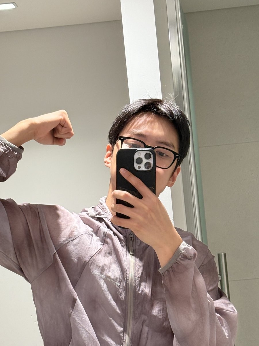 Minhyuk tweet media