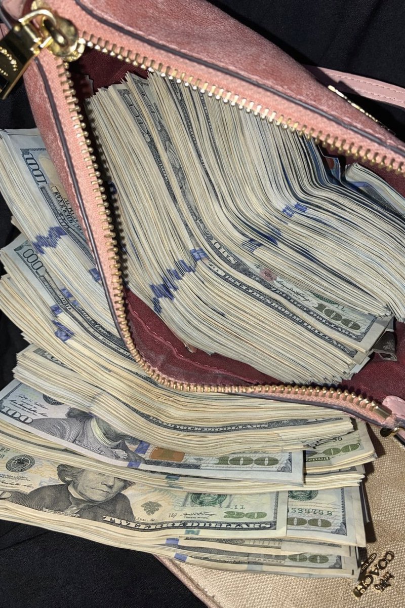 giftlove tweet media