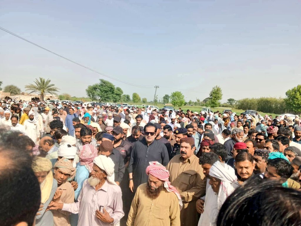 وزیرِ مملکت برائے توانائی عبدالرحمٰن خان کانجو نے رانا خادم حسین اتیرا کی نمازِ جنازہ میں شرکت کی، لواحقین سے اظہارِ تعزیت کیا اور مرحوم کی مغفرت و درجات کی بلندی کے لیے دعا کی۔

#٢٦رمضان