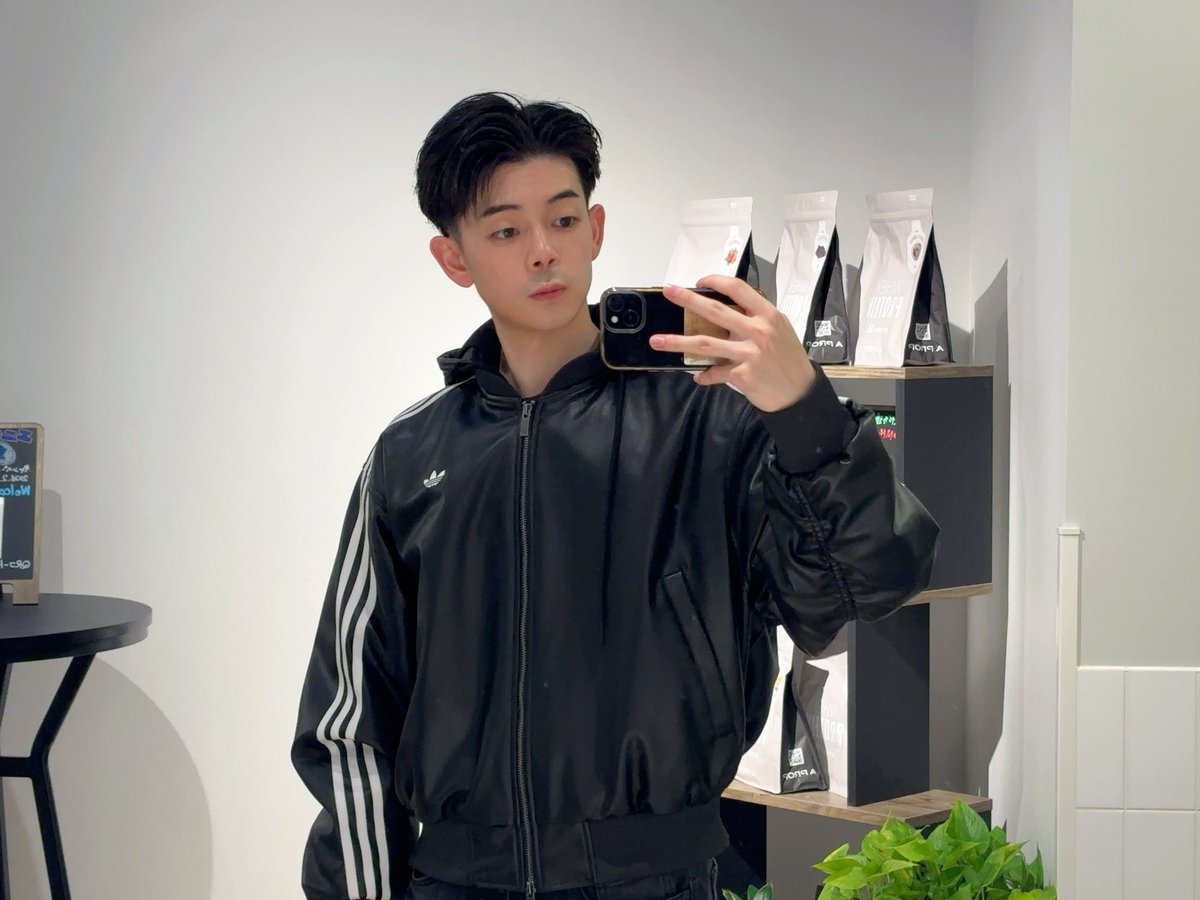 cnf2g8's tweet photo. 🙈💭 https://t.co/pMOkG8seXs