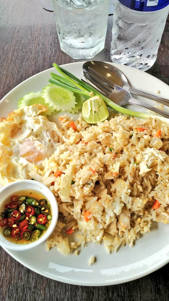 arieparikesit's tweet photo. Tebak #nasgor
Nasgor apa?
Ala negara mana?
Full wok hei ini, valdi https://t.co/eOkphJNf8m