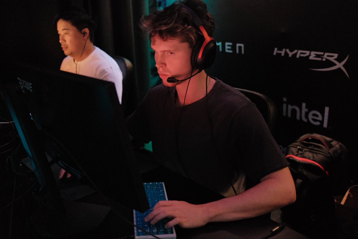 THUNDERdOWNUNDER tweet media