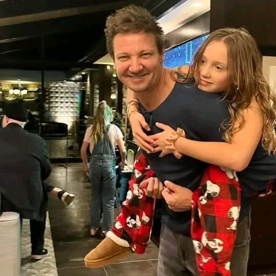 renner_jer79639 tweet picture