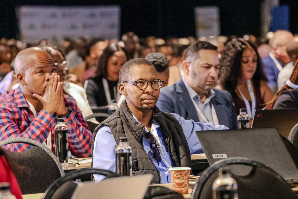_cosatu's tweet photo. #COSATU affiliates are participating in the Occupational Health and Safety Conference at Birchwood Conference Centre, Boksburg to make inputs on how to enforce labour legislation dealing with safety, health and wellness at the workplace #OHS #OHSConference https://t.co/px9879MtCD
