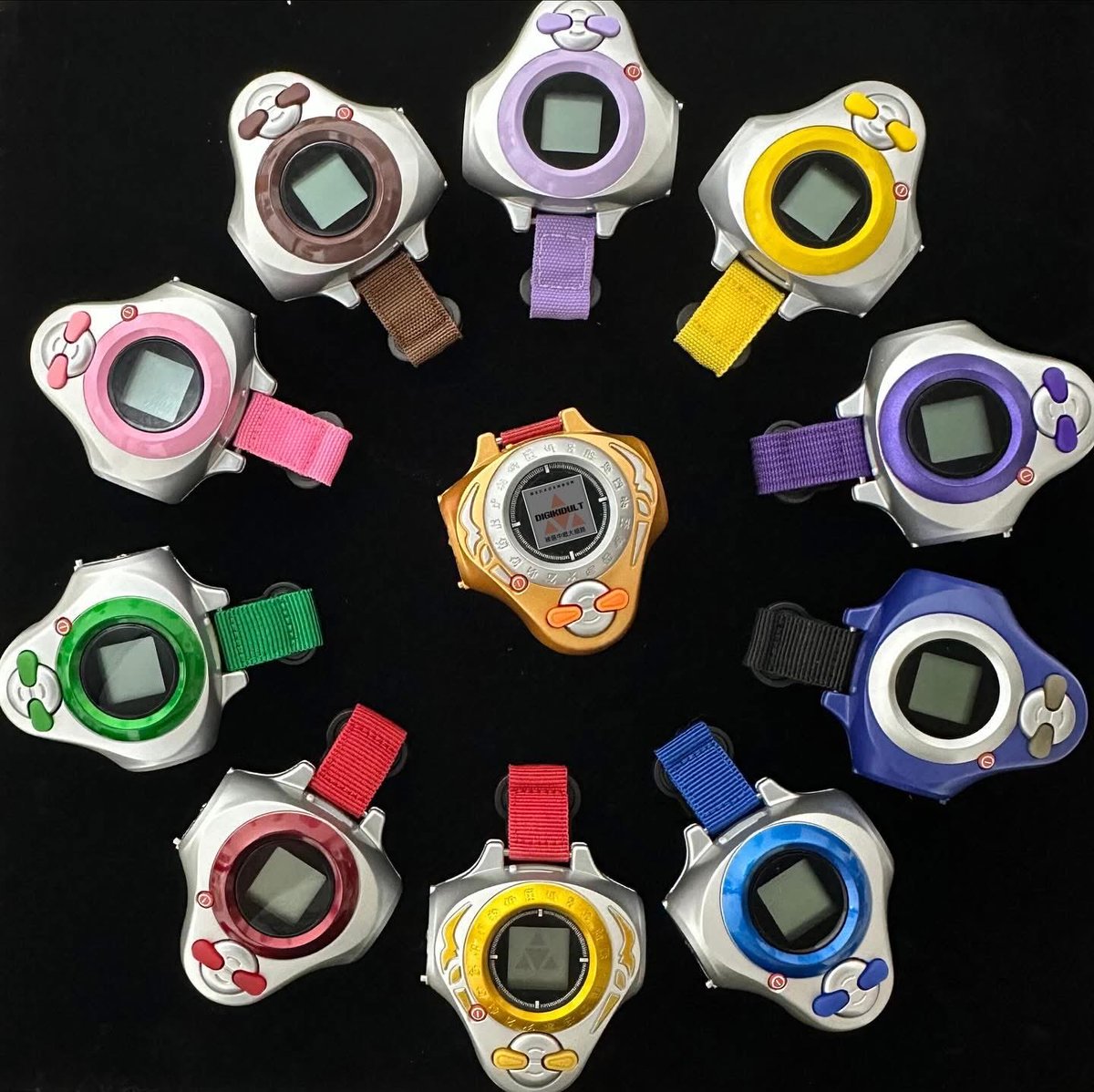 期待在Color version再來一次
💛❤️💙💚💜🩷🩶🤎🤍