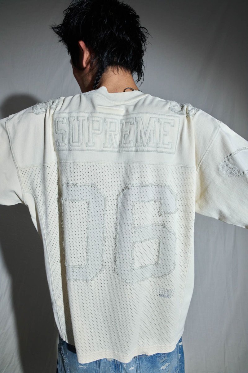 TheConnectUk__'s tweet photo. Supreme x Maison Margiela (SS26) https://t.co/4n5u2RpOmN