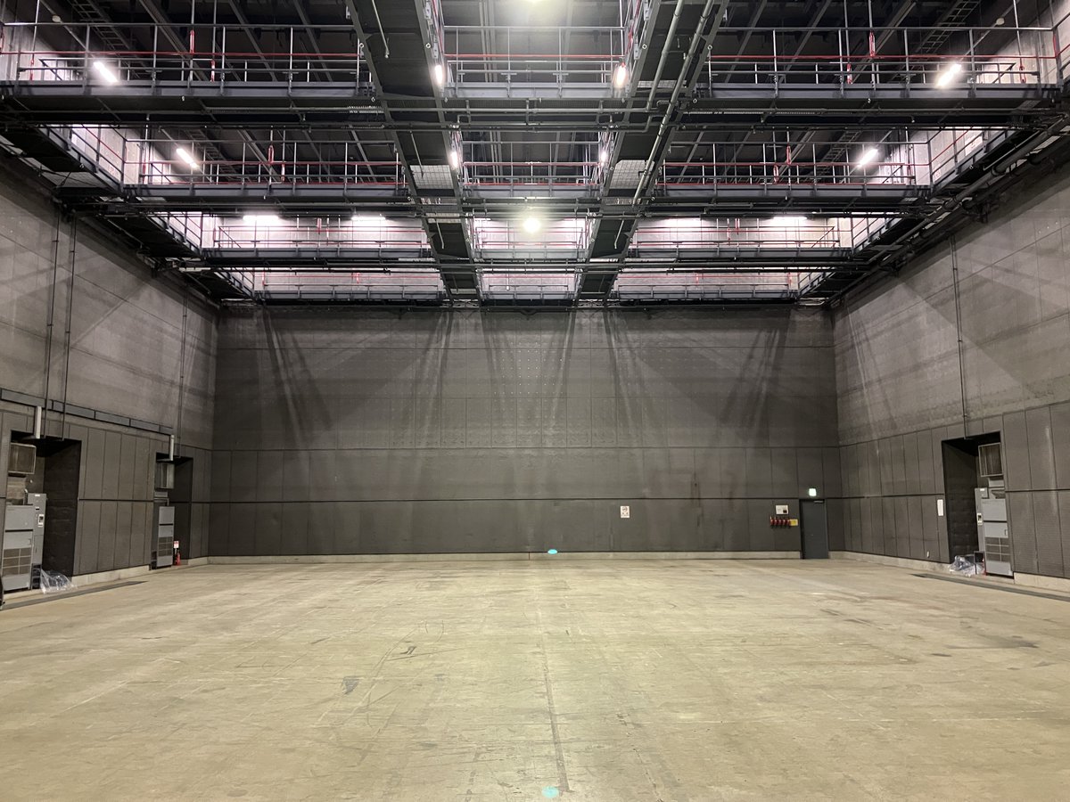 ゴジラ tweet media