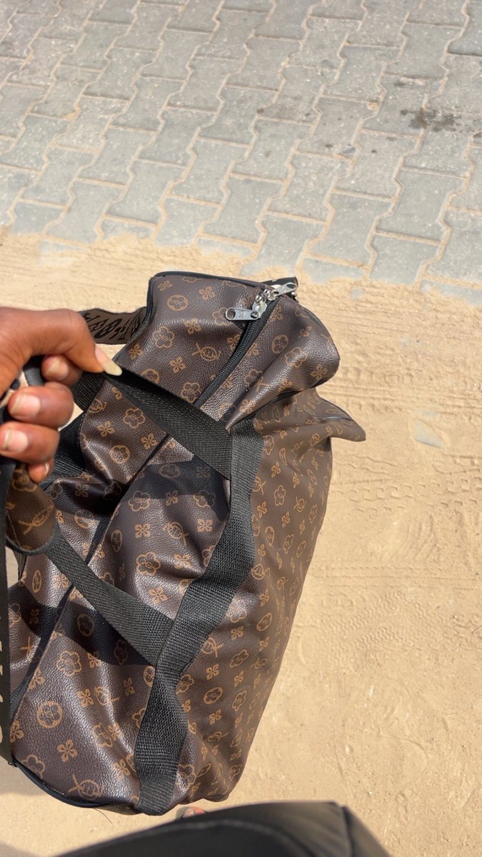 Emmanuel 💫 tweet media