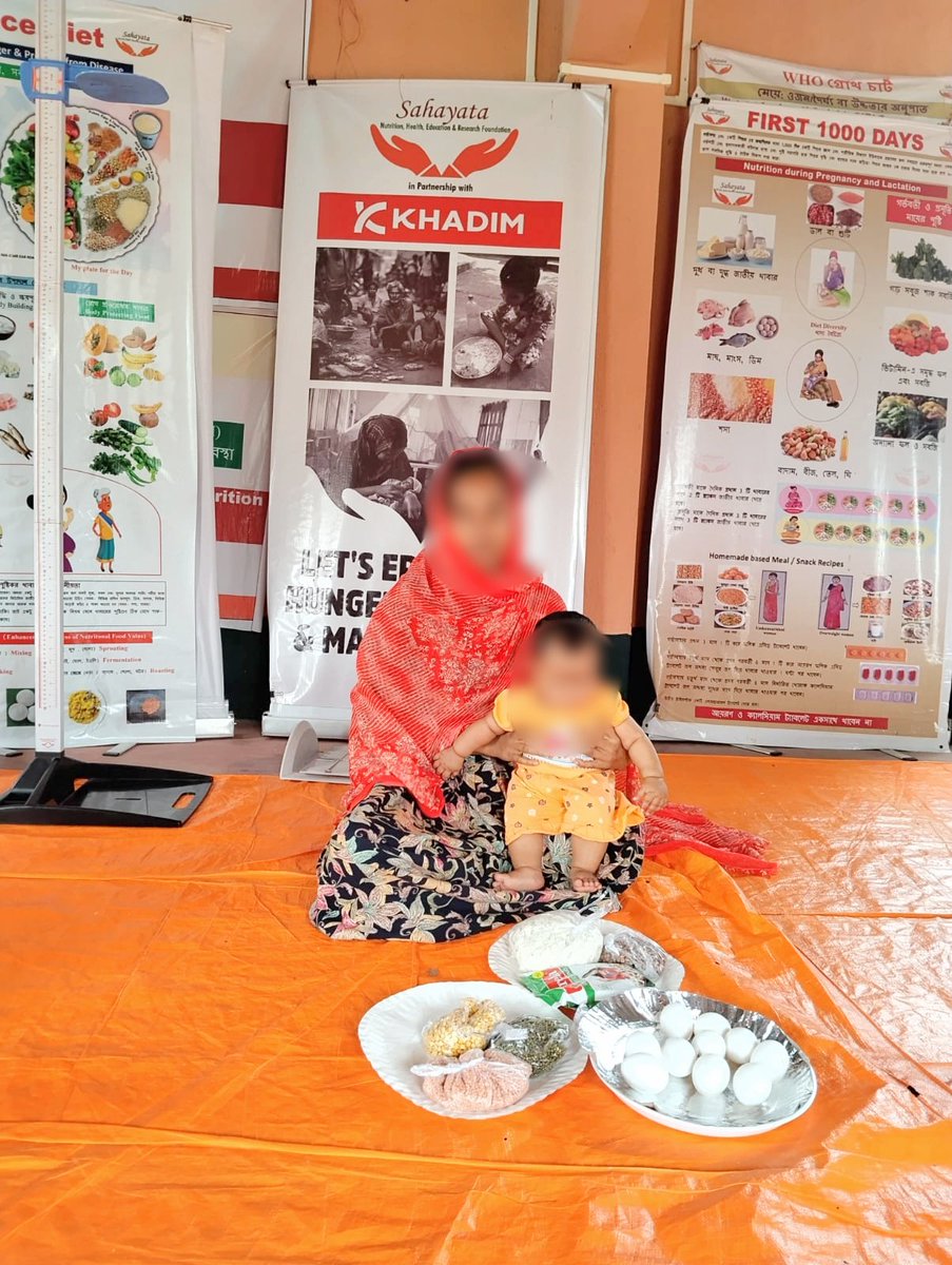 #TakeHomeRation distribution to #needy #malnourishedMothers with #Stunting #SUW #MUW #SAM #MAM babies at Integrated Nutrition Centre, Berhampore, Murshidabad (পুষ্টি কেন্দ্র) 
#SDG1 #SDG2 #SDG3
#PublicHealth 
Khadim India initiatives