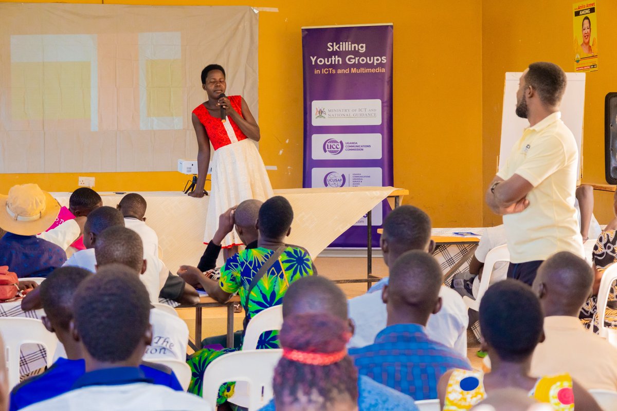 Film_256's tweet photo. Day 2, Town View Hotel, Amolatar, Focused on powerful group discussions around creating content that truly resonates with the youth of Amolatar - real stories, real impact. Supported by @UCC_Official @UCC_ED @MoICT_Ug https://t.co/dcjlDblsQL