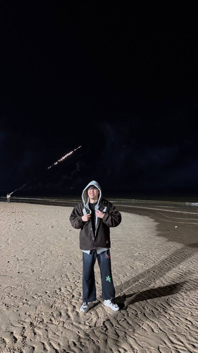 em’b ᯓ★ tweet media