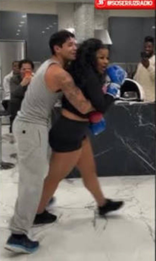 GeeThanksToMAYWEATHER/SPENCE/CURRY#30 tweet media