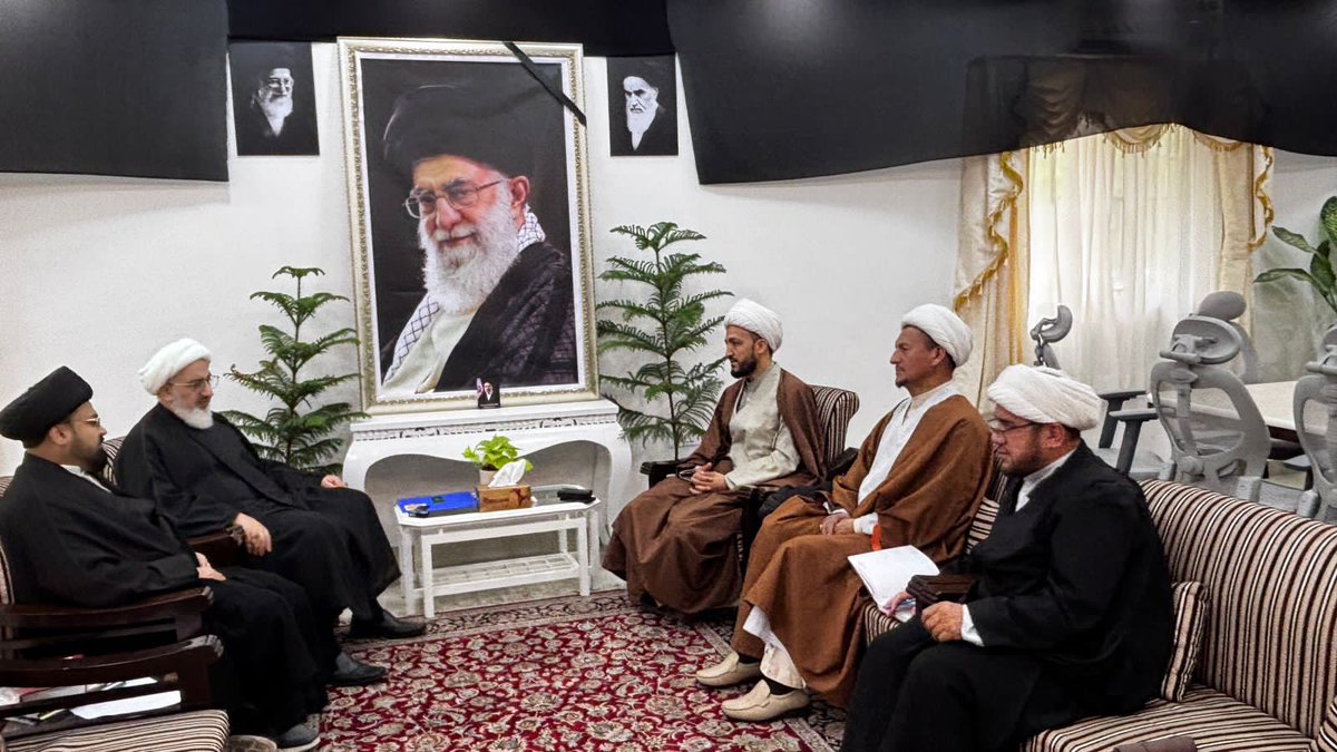 JUIAK_Ladakh's tweet photo. A high-level delegation of  @JUIAK_Ladakh  Jamiat-ul-Ulama Isna Asharia Kargil, led by its President Hujjat-ul-Islam Sheikh @NazirMehdi_ Mohammadi, met with the Representative of the Supreme Leader, Ayatollah Dr. Abdul Majid Hakim Elahi.

The delegation expressed heartfelt condolences on the martyrdom of the Supreme Leader, Grand Ayatollah Syed Ali Hussaini Khamenei (R.A), and condemned and also conveyed deep sympathy over the war imposed on Iran by the United States and Israel the usurper, and also conveyed deep sympathy for the martyrs of Iran — particularly the innocent schoolgirls martyred in the Minab school attack, along with senior military officers, other personnel and citizens. 

Ayatollah Dr. Hakim Elahi appreciated and thanked the people of Kargil, including the President, executive members of Jamiat-ul-Ulama Isna Asharia Kargil, and the wider community of Kargil, for organizing mourning processions, protest rallies, condolence gatherings, and for expressing solidarity with the people of Iran. 
@NazirMehdi_
@SajjadKargili_