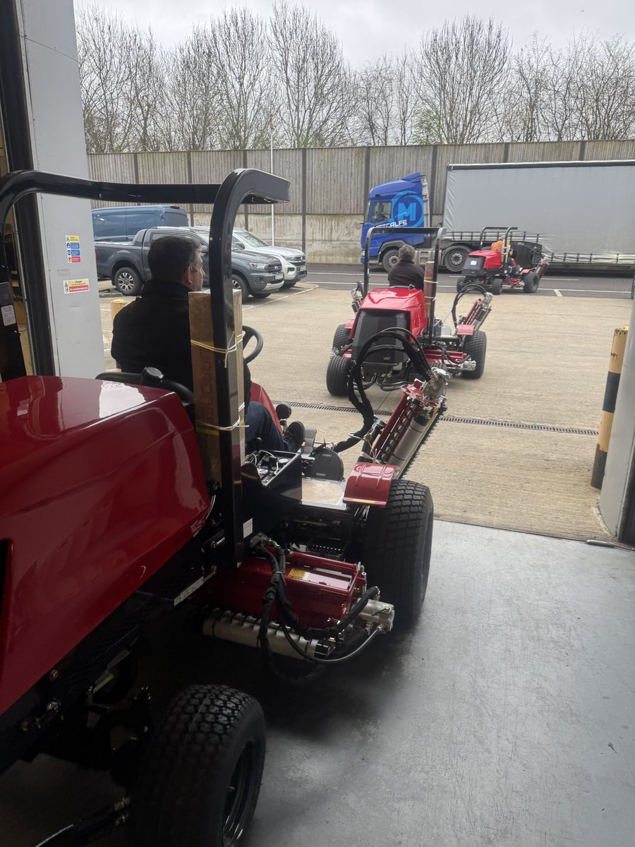 ￼ Going, going, gone! 🚛  

This morning Team Baroness UK loading a lorry load with the solid, well-built Baroness LM531 fairway &amp; sportsfield mowers — quality machinery ready to get to work. 💪

Reliable, durable, and built to perform! 

Find out more 👇