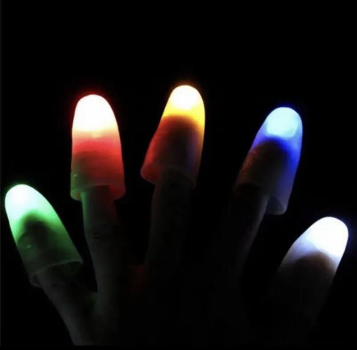 leslie! 🍀 tweet media