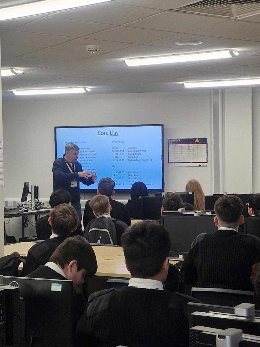 Hull Trinity House Academy tweet media