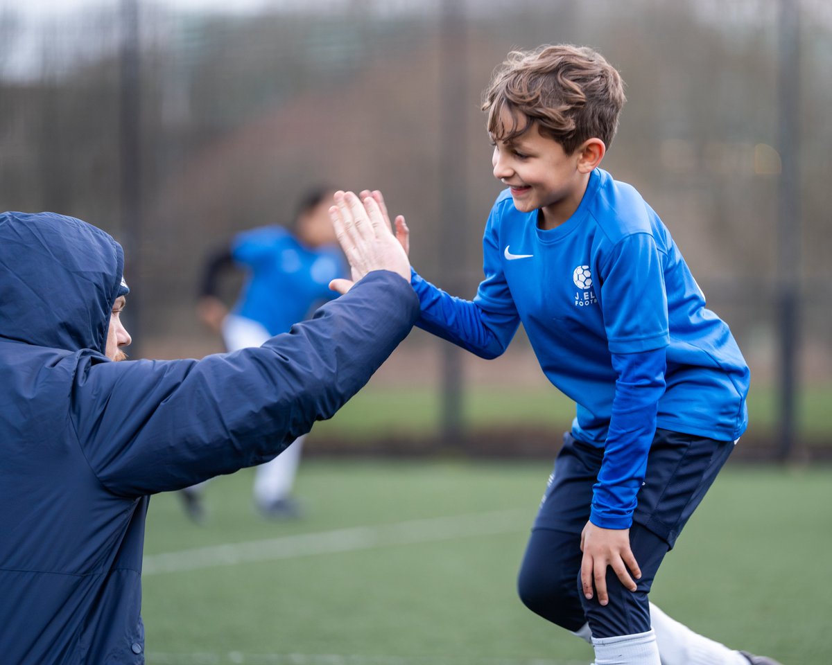 J.Ellis Football tweet media