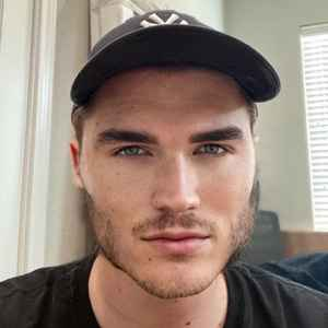 ᅠ ᅠᅠMira tweet media