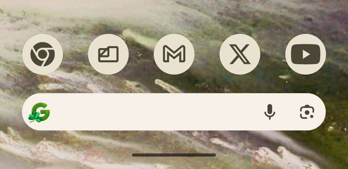 GreenShades9's tweet image. I like that #Google is adding a special event/holiday icons to the #GooglePixel search bar, it would be cooler if the icon was animated. 

#TeamPixel #PixelSuperfans