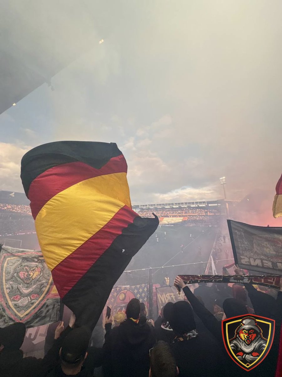 AssoWolf17's tweet image. • LORIENT - LENS [ 2 - 1 ] LE 14/03/26 •
#FCLRCL #FierDEtreLensois #WOLF17