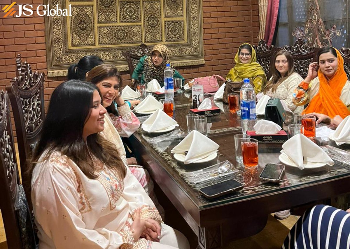 JS GlobalOnline tweet media