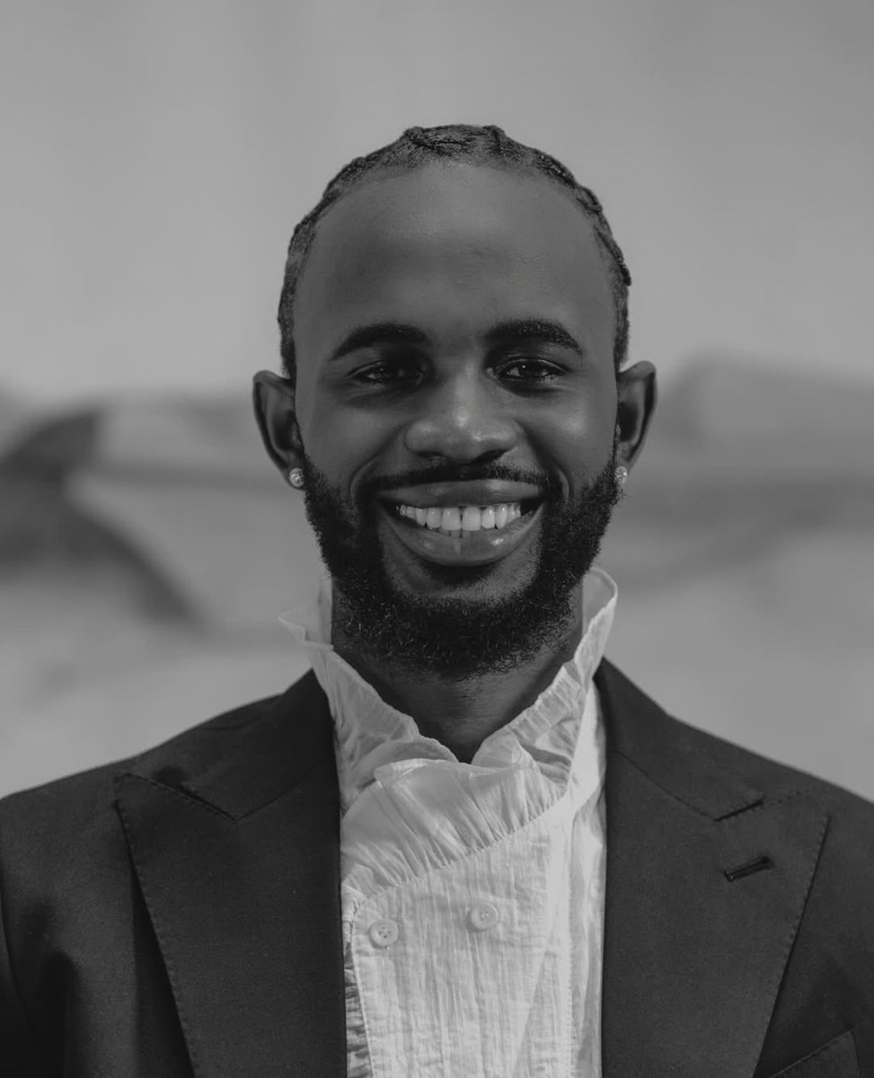 The NATIVE tweet media