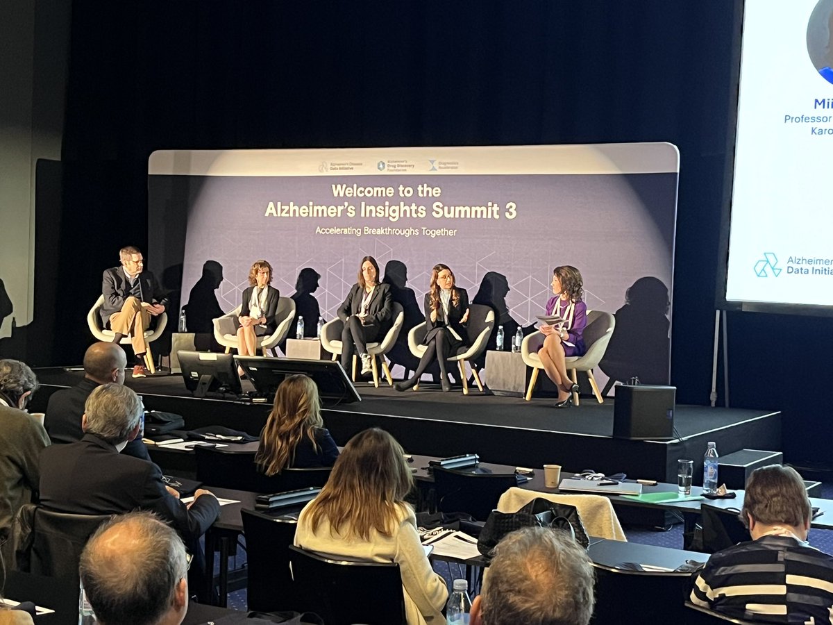 Phyllis Ferrell tweet media