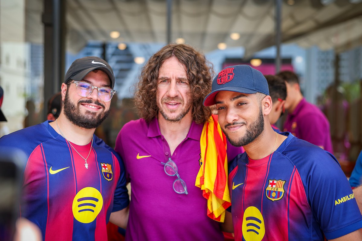 FCBPenyes's tweet photo. 💙❤️ La darrera parada de la gira dels Barça Legends per Amèrica va tenir lloc aquest cap de setmana a Santo Domingo.

😊 Com no podia ser d’una altra manera, la @PBCSibilio ens va rebre amb els braços oberts.

👋 Fins la propera! https://t.co/XzEVcVgMj2